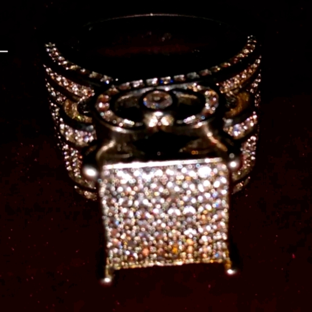 Vtg ring